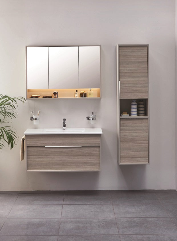 The Pros and Cons of Open Shelving in the Bathroom